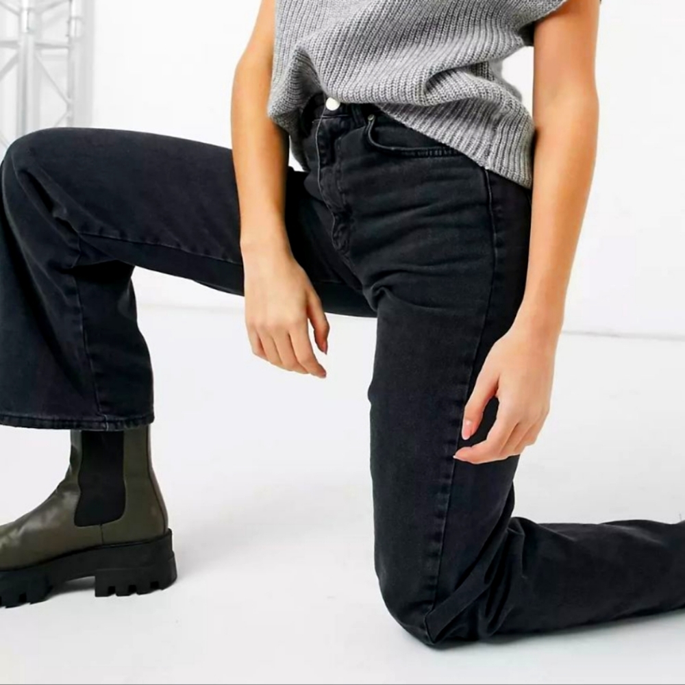 90s dad jeans in washed black